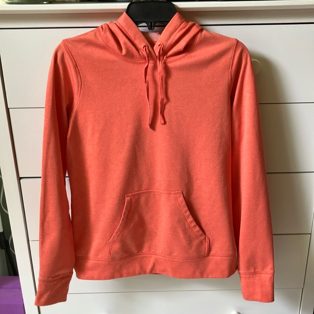 ⚽️XERSION SIZE SMALL CORAL HOODED SWEATSHIRT